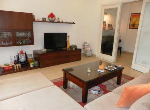 ハノイ賃貸アパート｜バーディン区Nui Truc通りの広々4LDKサービス物件