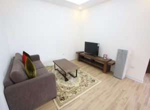 ハノイ賃貸アパート – バディン区バンカオ通りの1LDKサービスアパート、日本人向けで快適な生活空間