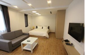 ハノイ賃貸アパート【ホアンキエム区】単身者向け1LDKサービスアパート賃貸 – 快適な都市生活を楽しもう！