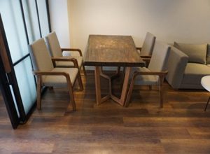 ハノイ賃貸アパート【タイホー区Dang Thai Mai通り】新築1LDKサービスアパート、湖の眺望と共に