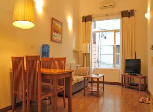 ハノイ賃貸アパート【バーディン区Kim Ma通り】便利な1LDKサービスアパートのご紹介