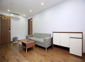 ハノイ賃貸アパート: タイホー区のトリンコンソン（Trinh Cong Son）通りで湖畔ビュー付き1LDK・2LDKサービスアパート賃貸中