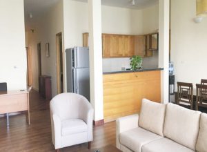 ハノイ賃貸アパート | タイホー区Quang Khanh通り3LDK高級アパートメント（絶景）