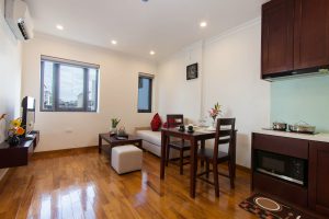 ハノイ・バディン区のサービスアパートメント | 50m2の1LDK間取りで快適な暮らしを提供