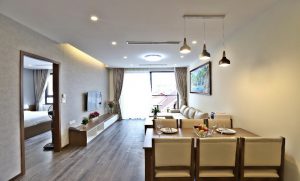 ハノイ賃貸アパート | タイホー区の魅力的な1LDKサービスアパートメント – 日本人向け