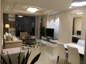 ハノイ賃貸アパート | タイホー区「Starlake Apartment」の高級3LDKコンドミニアム – 日本人向け