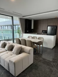 ハノイ賃貸アパート – 日本人向けSunshine Golden Riverコンドミニアム、3ベッドルームで贅沢な生活空間