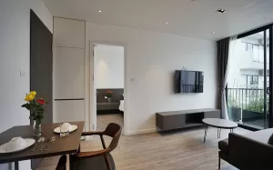 ハノイ賃貸アパート | タイホー区チンコンソン通りの日本人向け1LDK賃貸 – 公園と水辺そばの魅力的な住まい