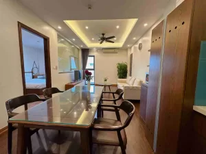 ハノイTay Ho（タイホー）区Trinh Cong Son通りの高級2LDKサービスアパートメント – 日本人向け賃貸