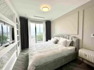 西湖近くの贅沢な2ベッドルーム賃貸！安全で快適な生活をハノイで、Xuan Dieu通り