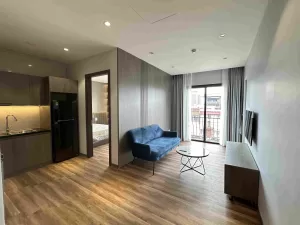 西湖近くのモダンな日本人向け2LDK：To Ngoc Van通りの賃貸物件