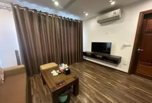 ハノイCau Giay区賃貸 – 650USDの家具付き1ベッドサービスアパート【静か・便利】