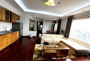 ハノイ市バーディン区の1ベッドルームサービスアパートメント – 広々としたモダンな生活空間