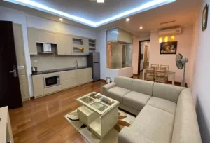 ハノイ賃貸アパート | タイホー区の51.9m²サービスアパートメント – 月額1200USD、1LDK