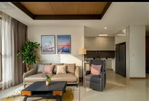 ハノイの交通事情と安全な移動手段ガイド（Grab・タクシー・電車・バイク）