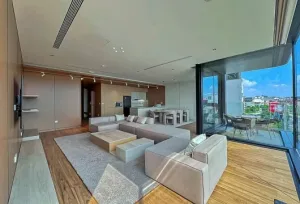 ハノイ賃貸アパート Tay Ho 3ベッドルーム 127㎡ 湖眺望